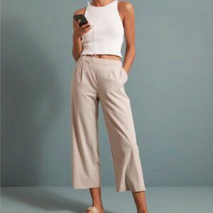 Banana Republic Petite Navy Flyweight Wide-Leg Cropped Pants